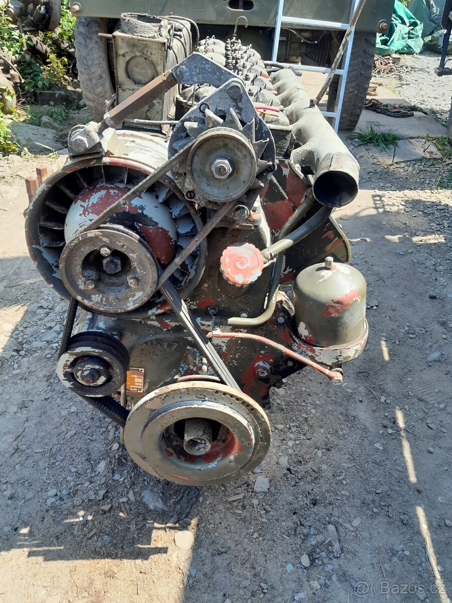 Praga V3S M2 motor - 3