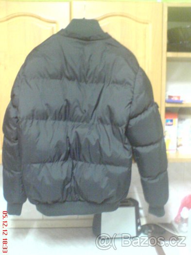 ZIMNÍ BUNDY - SVETR - 3