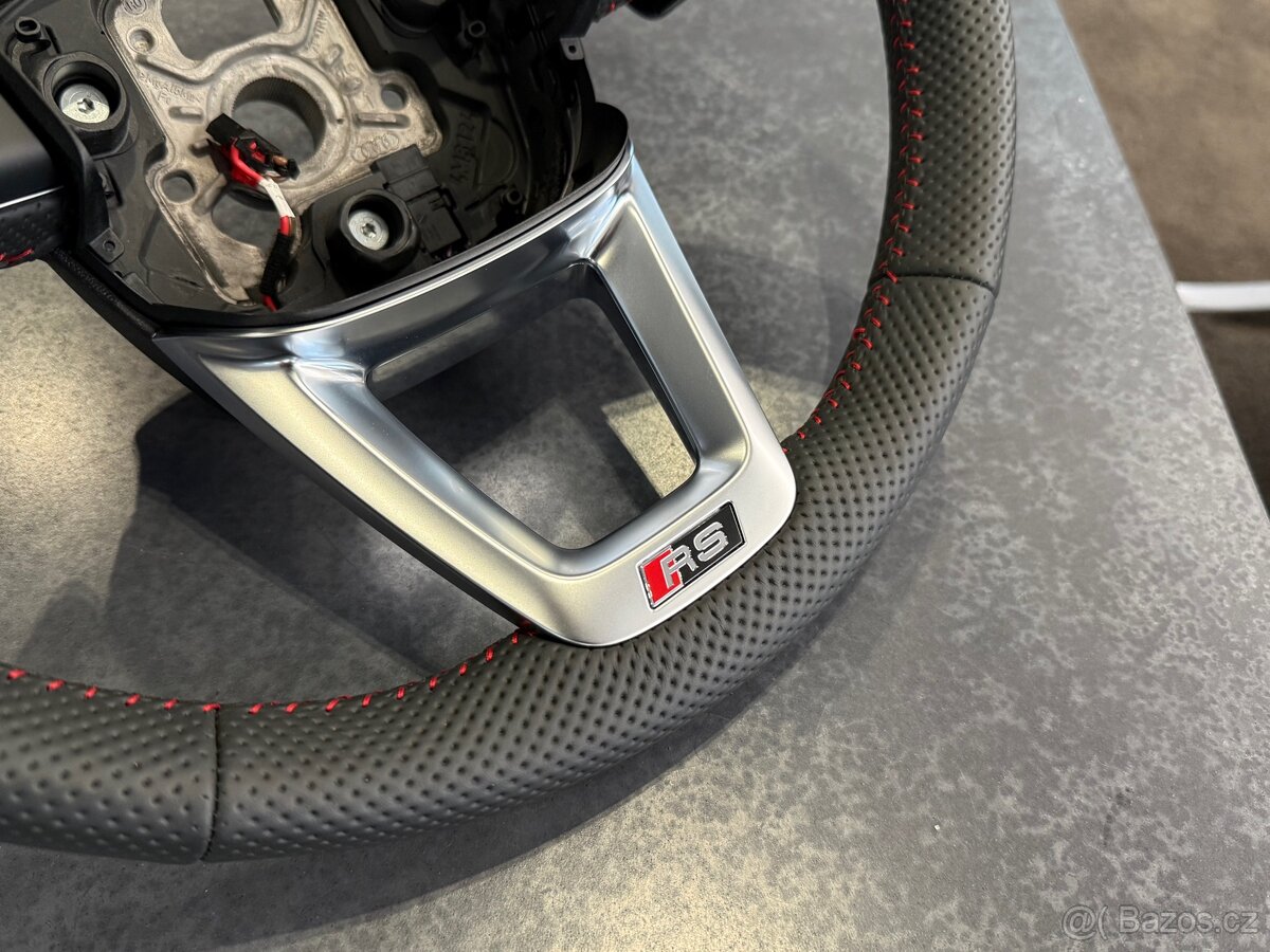 Audi RS volant s pádly - 3