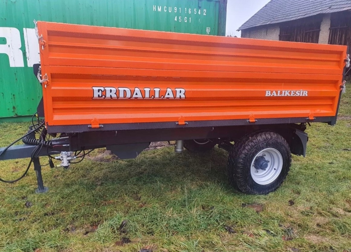 Vlek na traktor 3 stranné sklápění 4,8t - 3