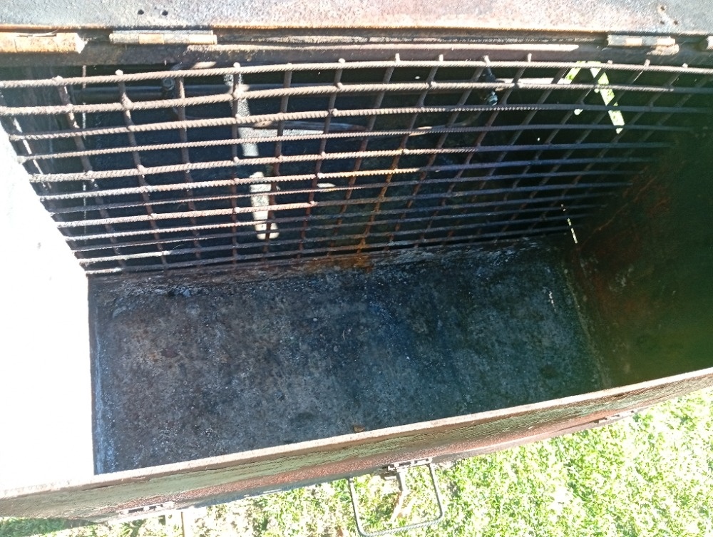 Gril na kýtu, sele, kuřata. - 3