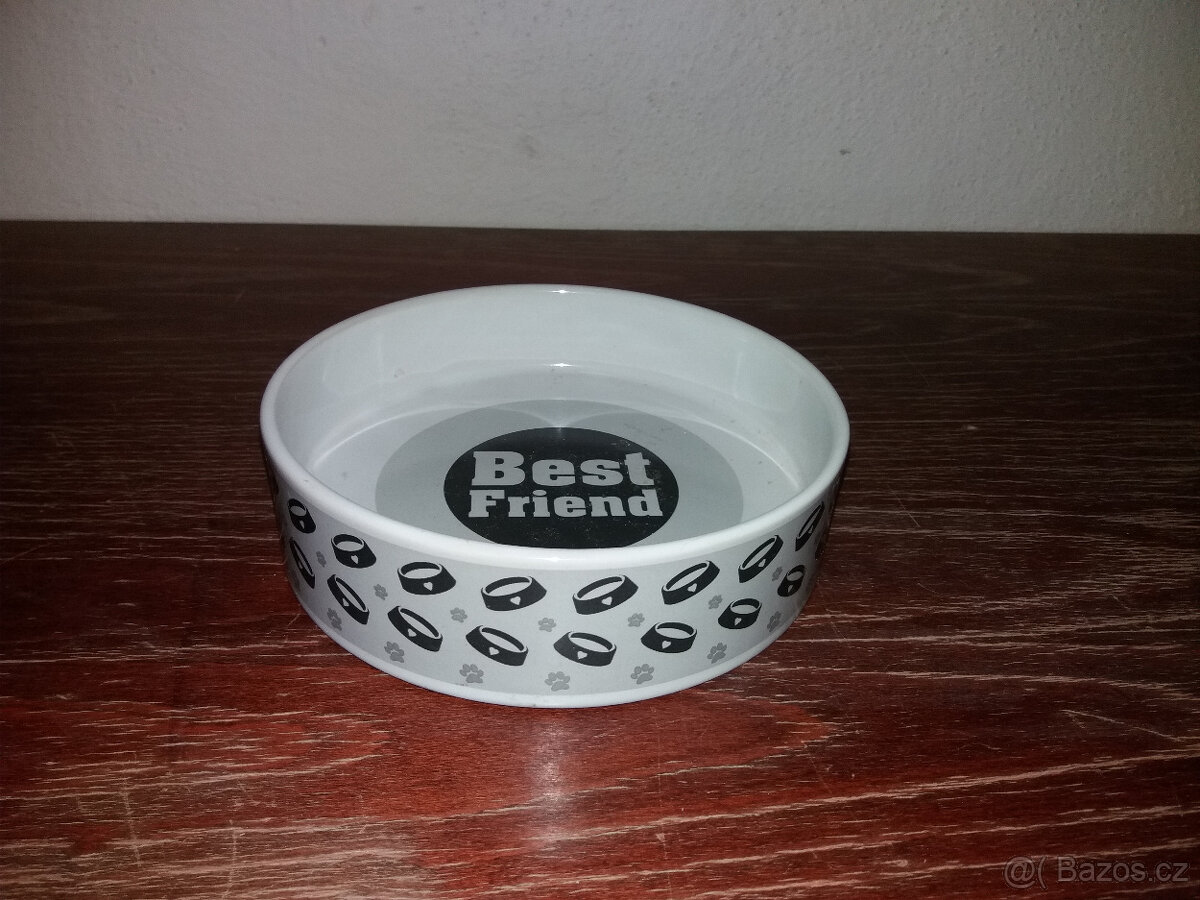 Pelíšek pro pejska, samonavíjecí vodítka atd... - 3