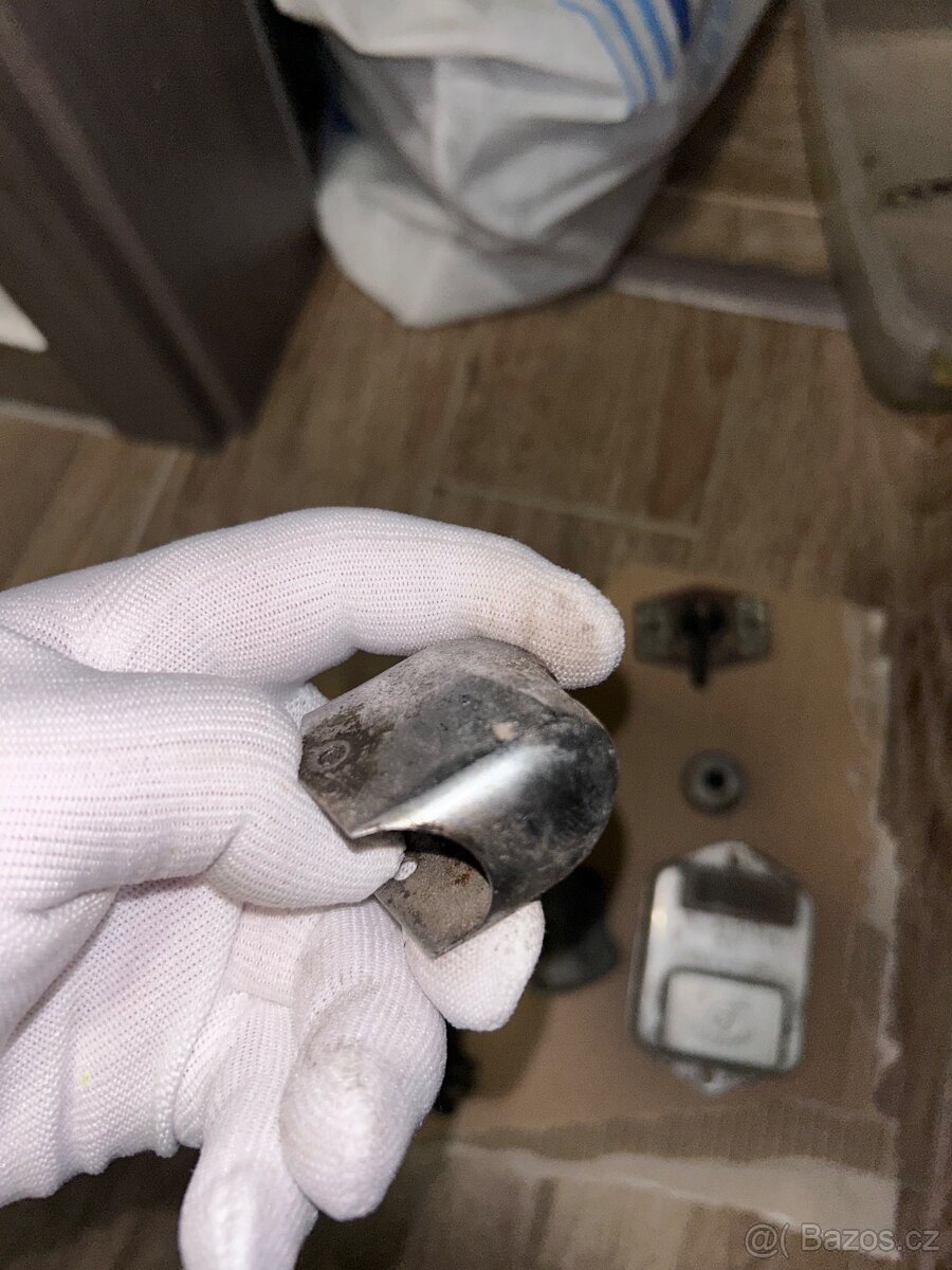 Kryt přepínače světel Perak a Jawa 50 - 3