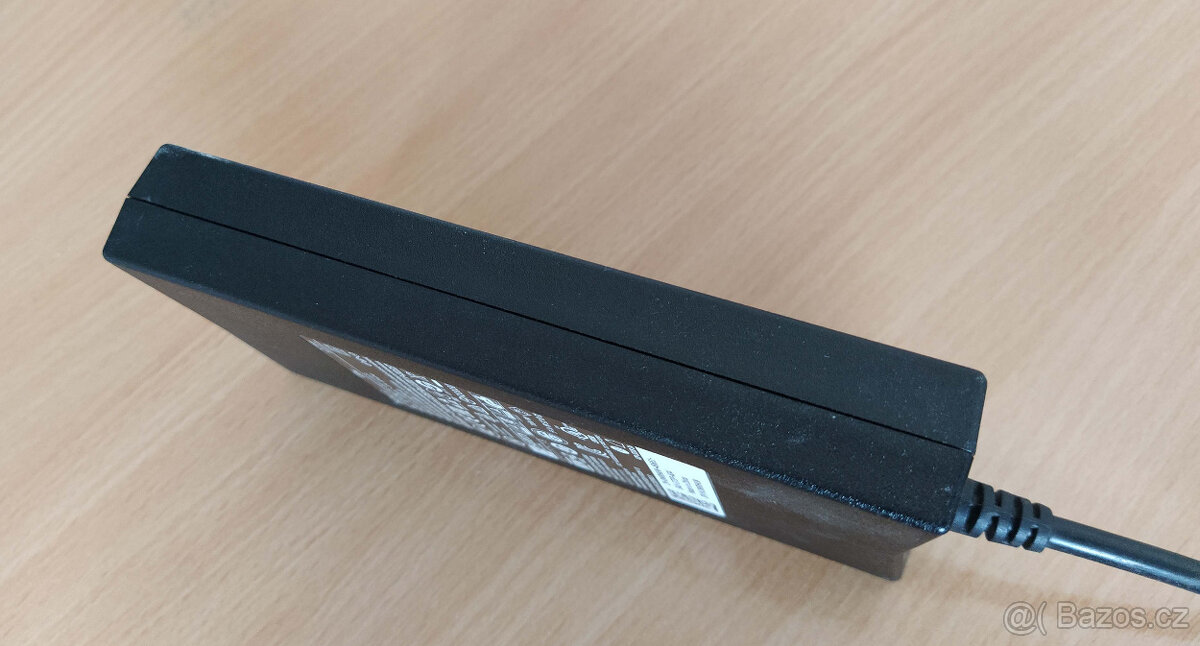 Originalni napajeci adapter pro notebooky DELL, výkon130 W - 3