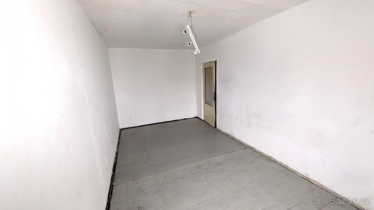 Prodej bytu 3+1 s lodžií, Nová výstavba 206, Obrnice - 3