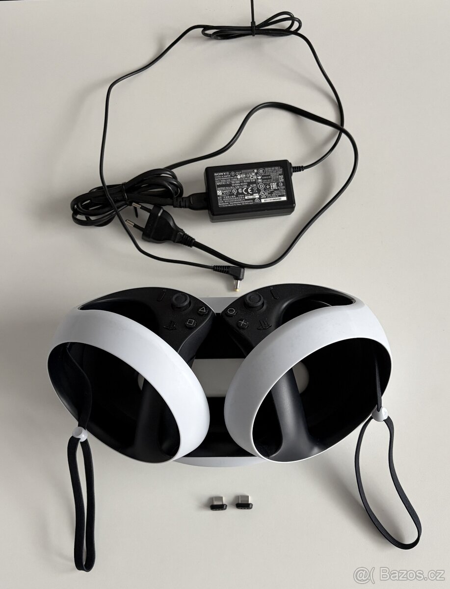 PlayStation VR2 Sense controller charging station - 3