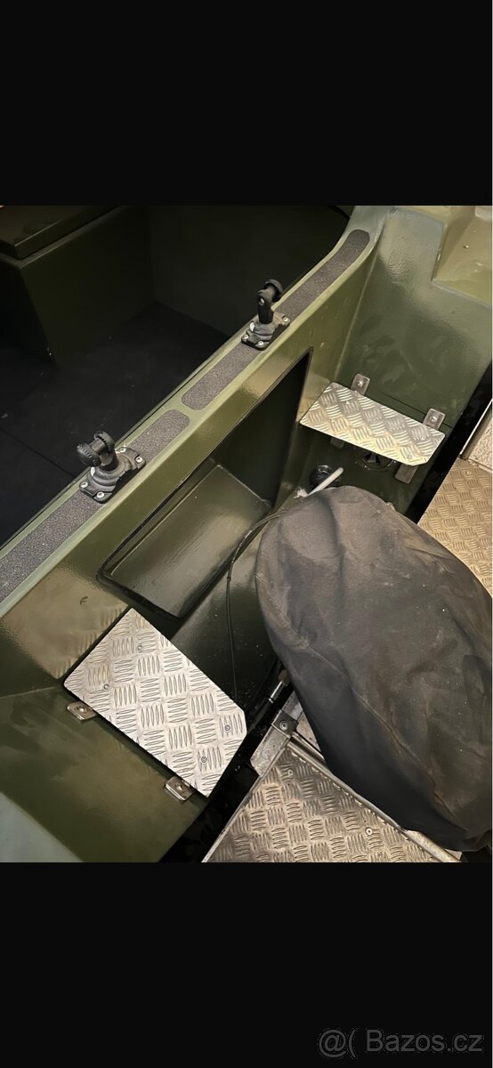 Kajutová loď Norman - motor - vozík - 3