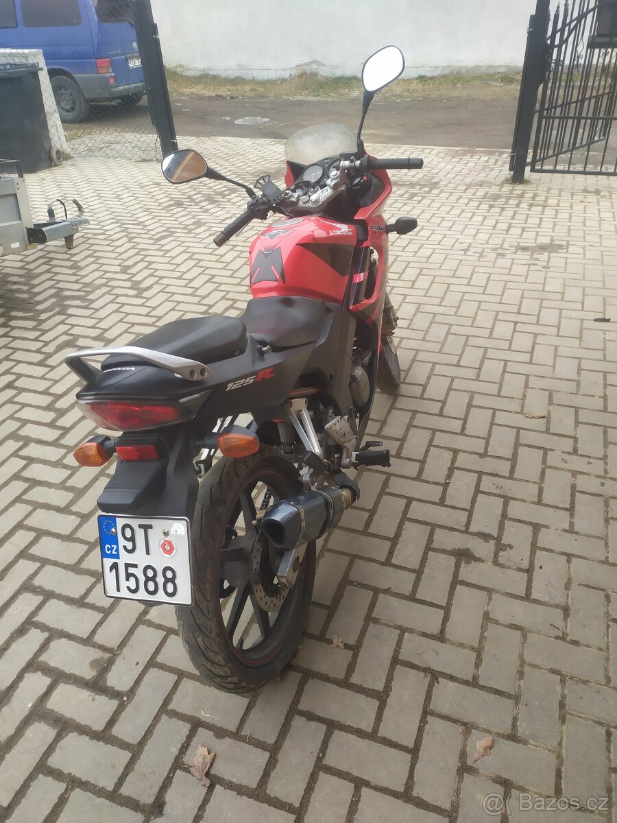 Honda CBR 125 2004 - 3