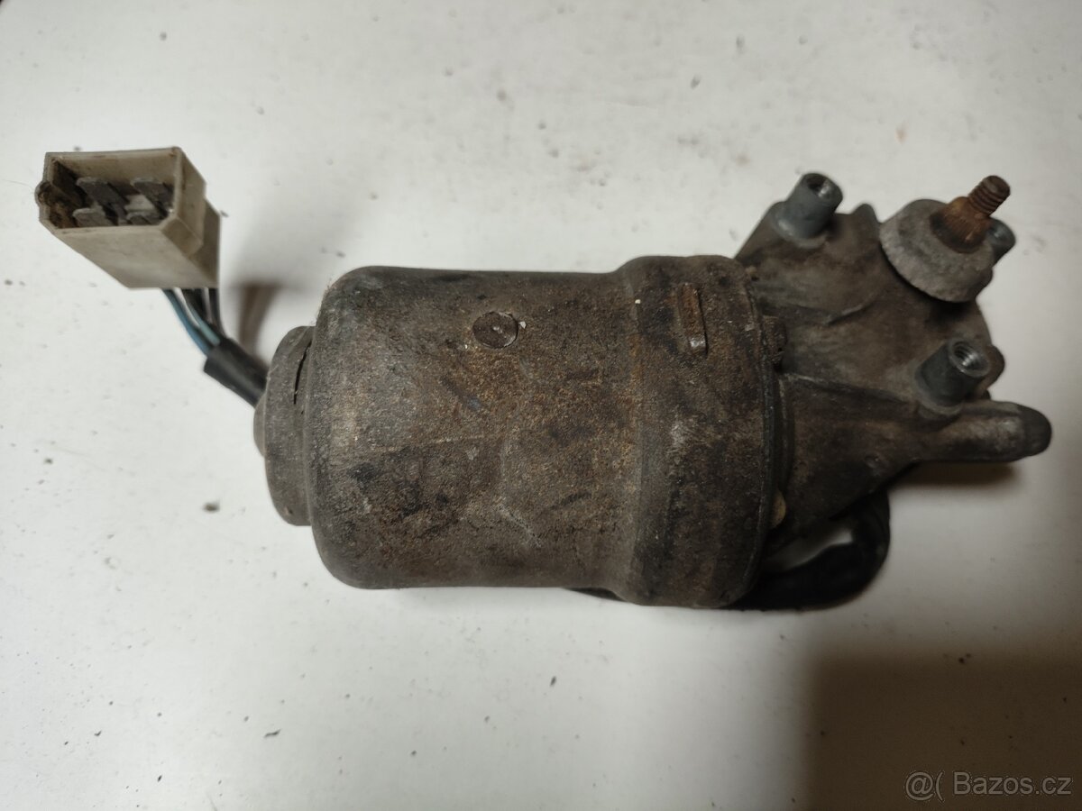 Fiat 127 , Motor stěračů - 3