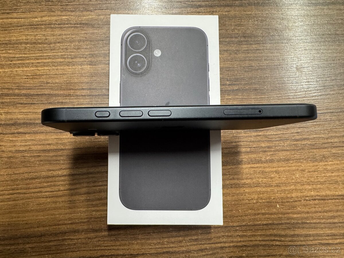 Apple iPhone 16 128GB - 3