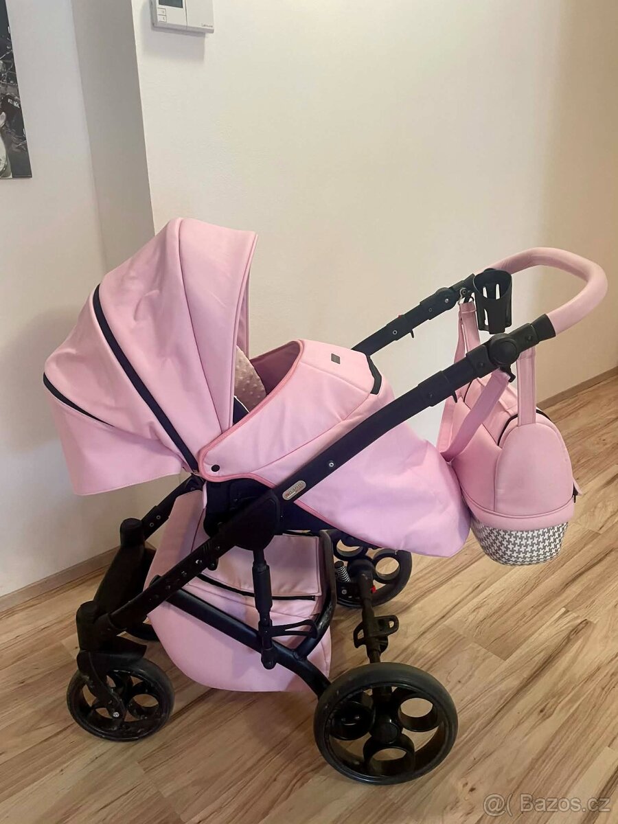 Růžový kočárek trojkombinace - 3