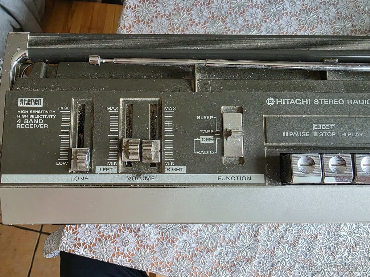 Bombox Hitachi - 3