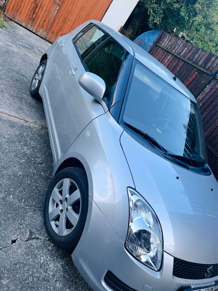 Suzuki Swift 1.3 - 3