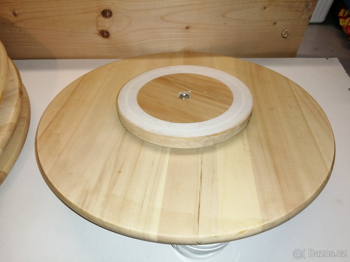 Dřevěné otočné prkénko. - 3