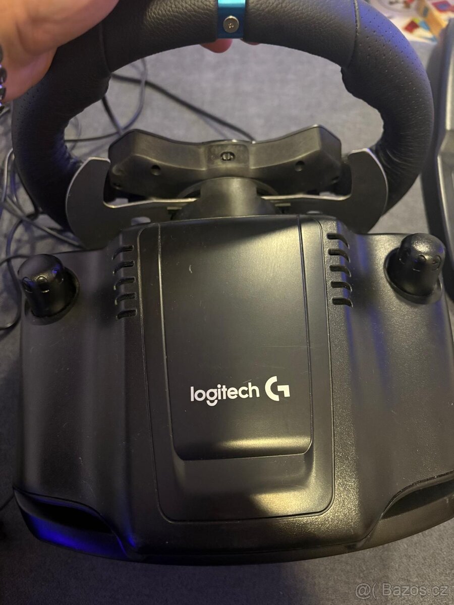 Volant G29 s příslušenstvím - 3