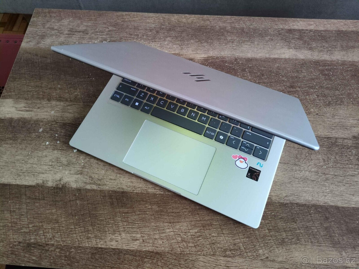 HP Omnibook X - Snapdragon X Elite, 16GB DDR5, 500GB SSD, 2K - 3