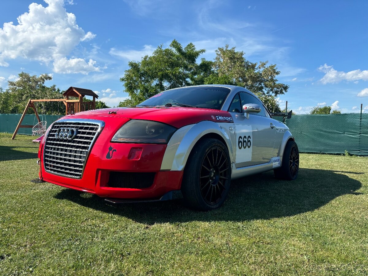 Audi TT závodní - 3