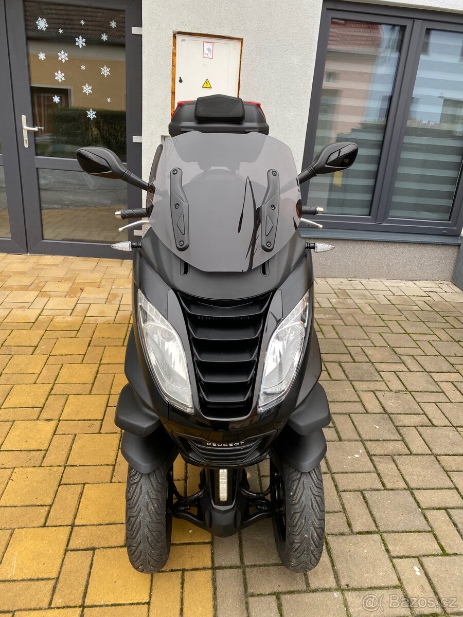 Peugeot Metropolis 400 - Black Edition Top - 3
