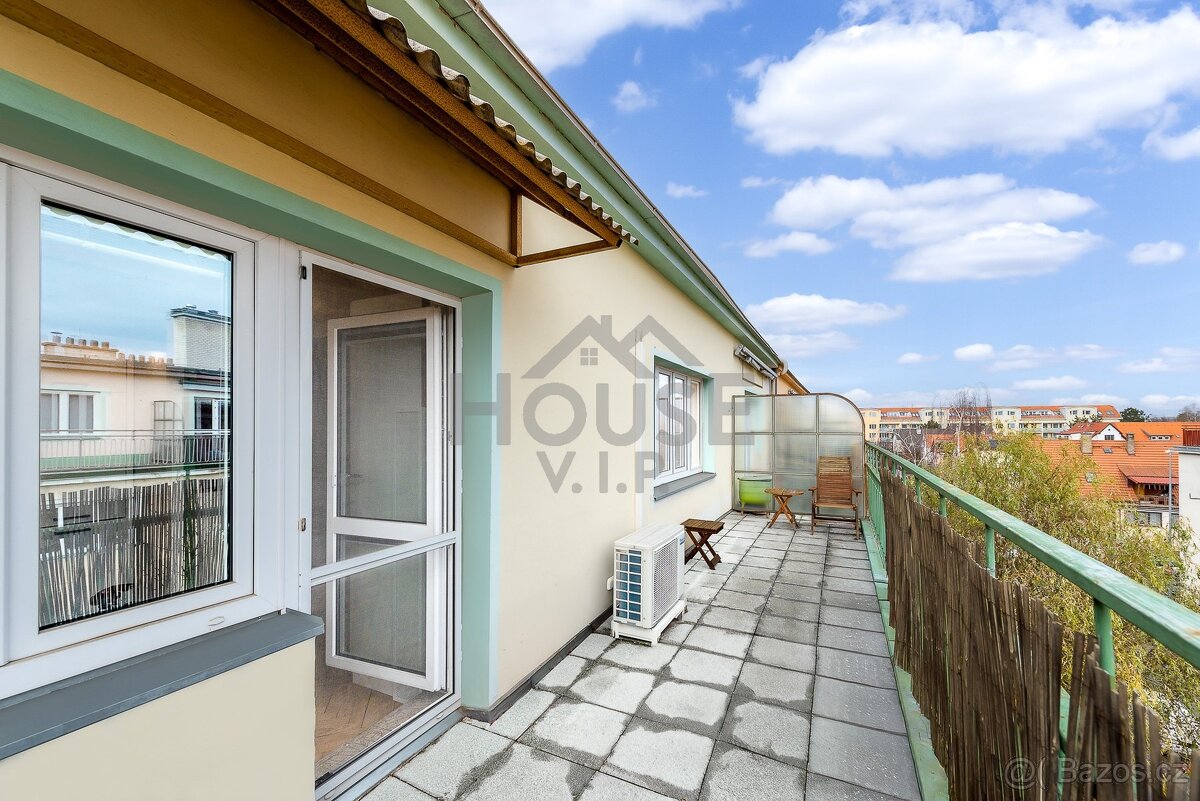 Prodej bytu 2+kk s rozlehlou terasou, ev.č. 01121 - 3