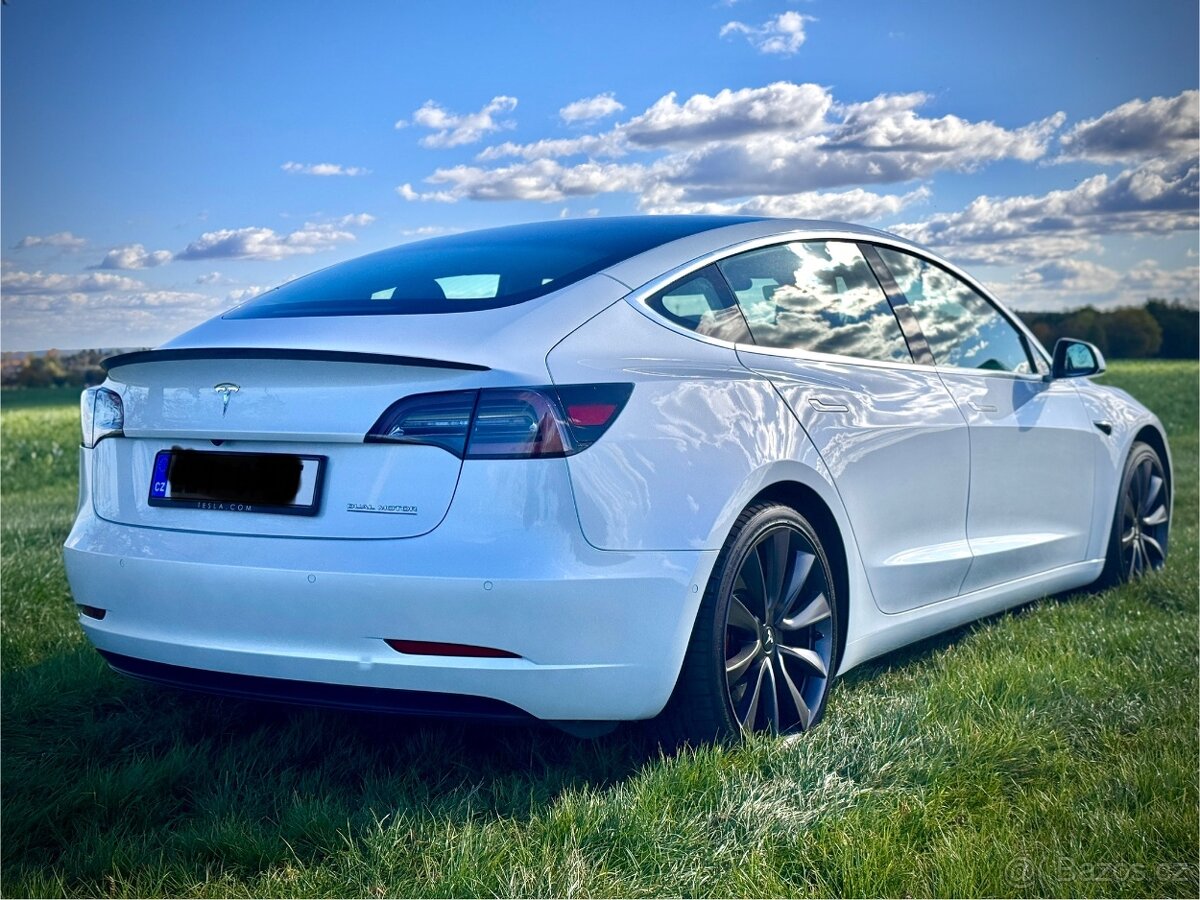 Tesla Model 3 Performance 2020 - 3