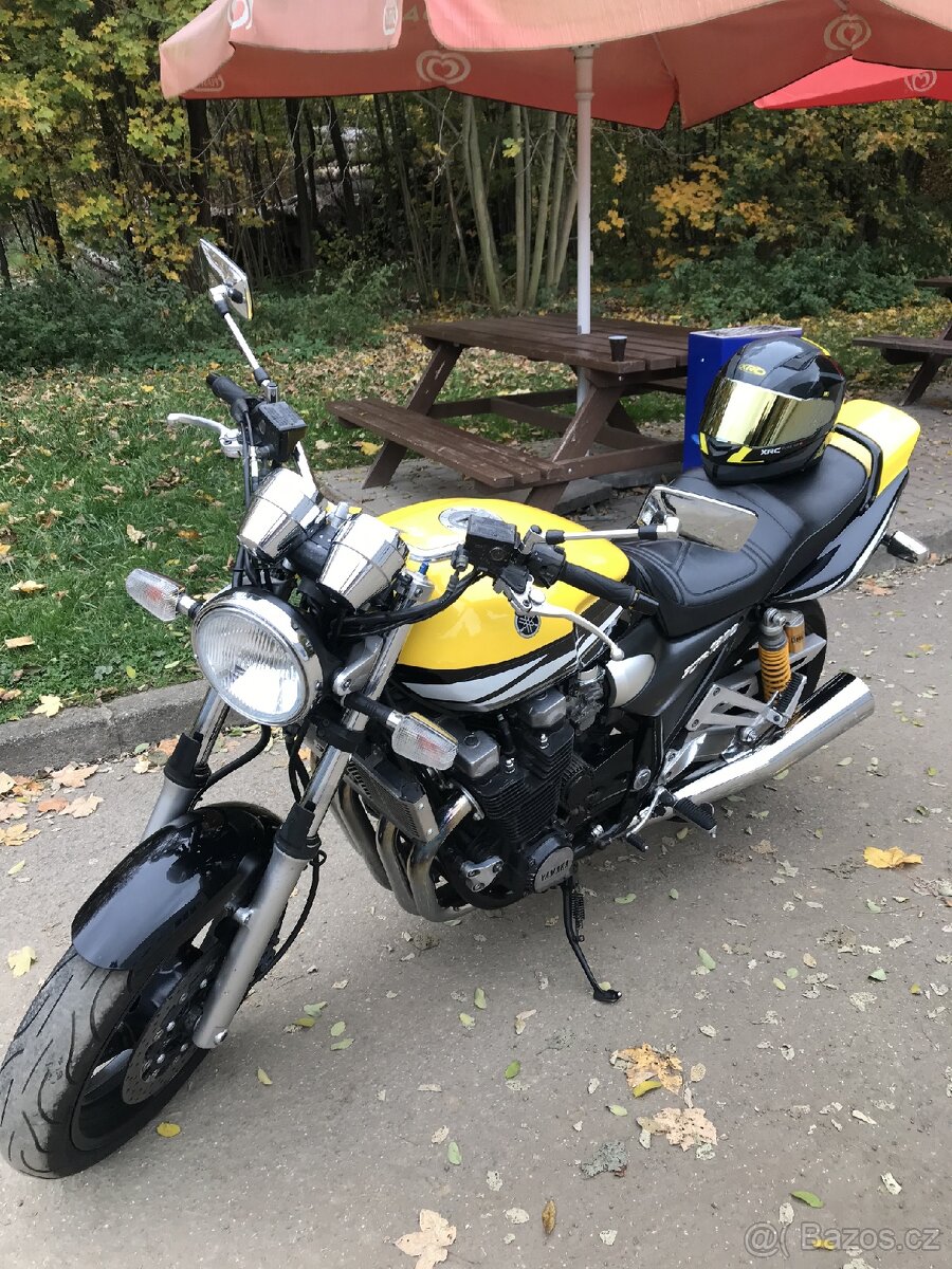 Yamaha 1300 xjr,r.v.2002 - 3