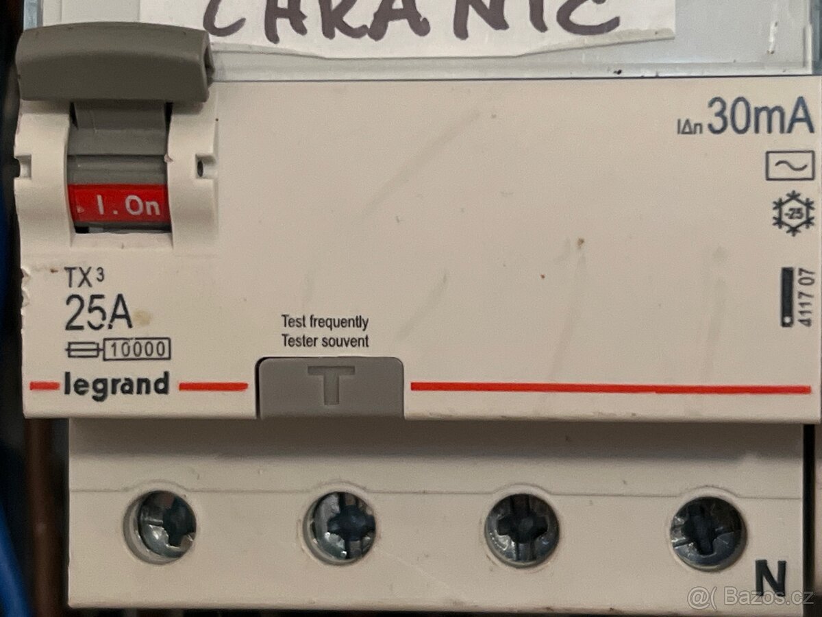 Proudový chránič 25A typu AC 30mA 4-pólový - 3