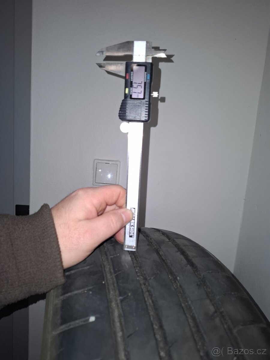 215/45r18 89w Toyo - 3