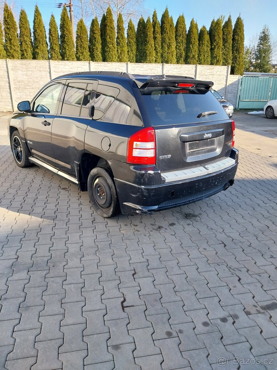 Jeep Compass 2.0 TDi 103 kW, ČTĚTE - 3