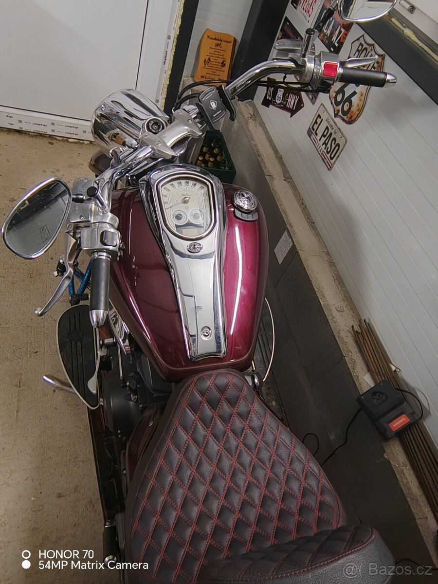 Yamaha XV 1900 Midnightstar - 3