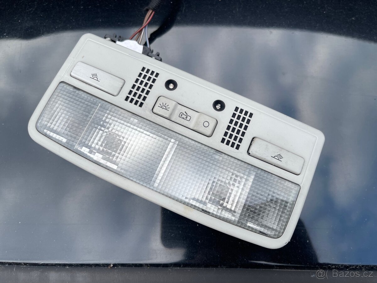 Prodám stropní lampičku Škoda, VW - 3