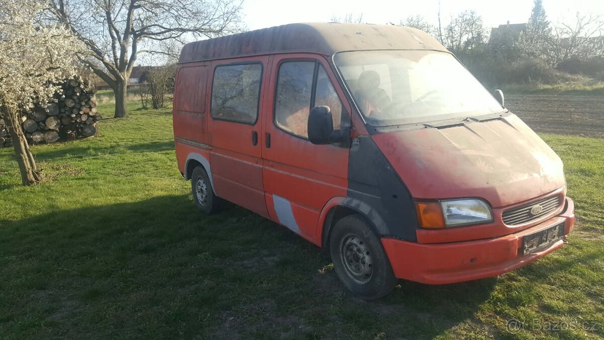 FORD TRANSIT 2,5D - 3