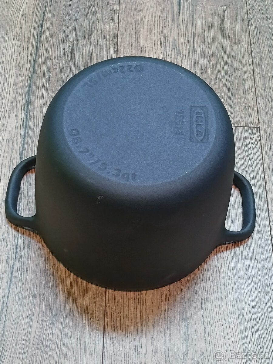 Nový litinový hrnec Vardagen IKEA - 3
