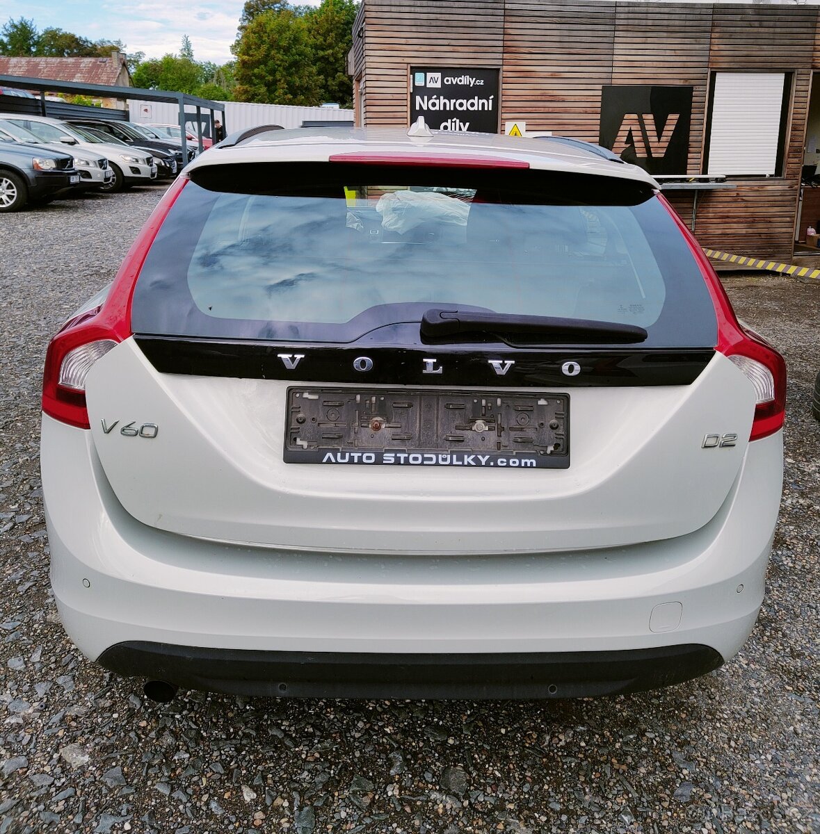 Volvo V60 D2 84kw - Náhradní díly - 3