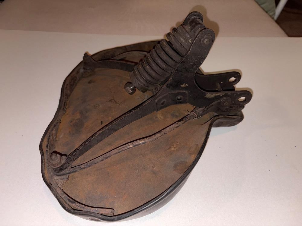 Sedadlo Zundapp ks 600 - 3