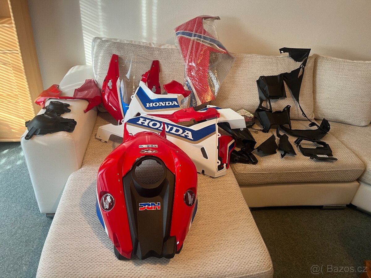 Prodám náhradní díly HONDA - 3