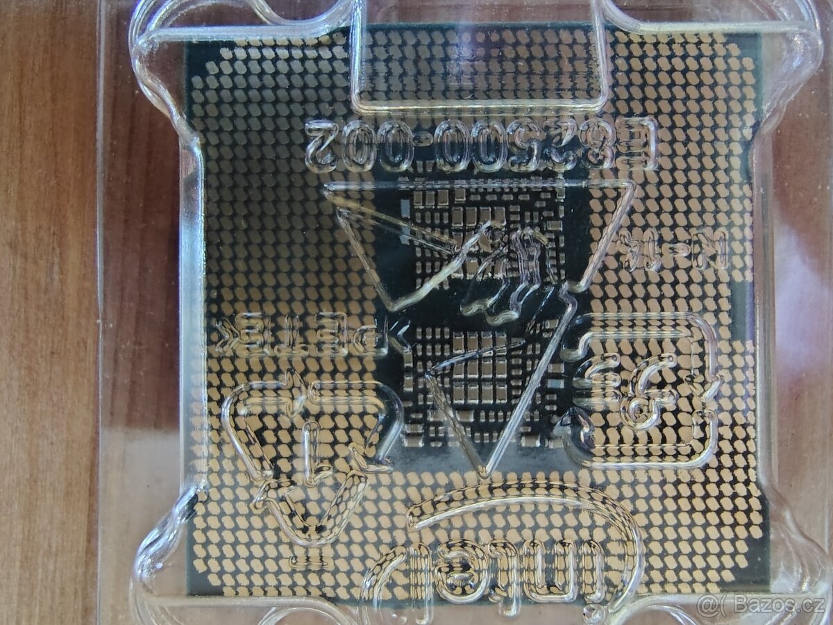 Intel Core i7 10700K - 3