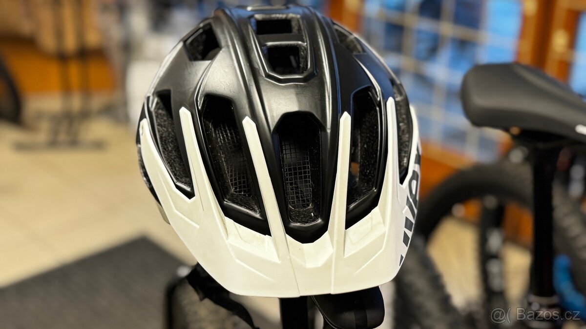 Přilba Uvex Quatro vel. L - 3