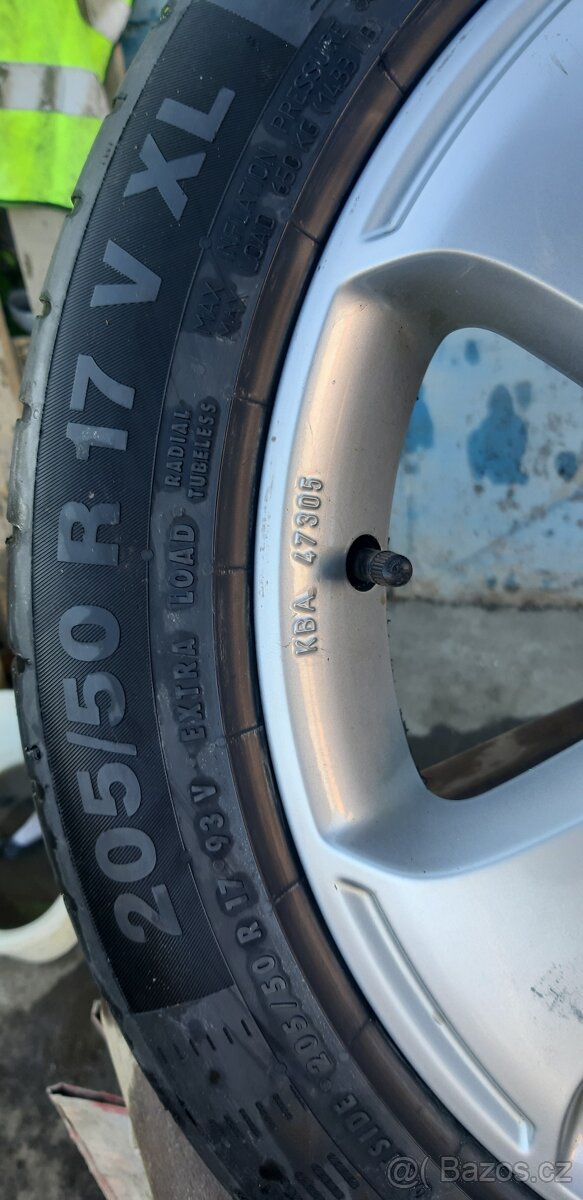 Al kolo Ronal 6,5J x 17H2 ET 39 - 3