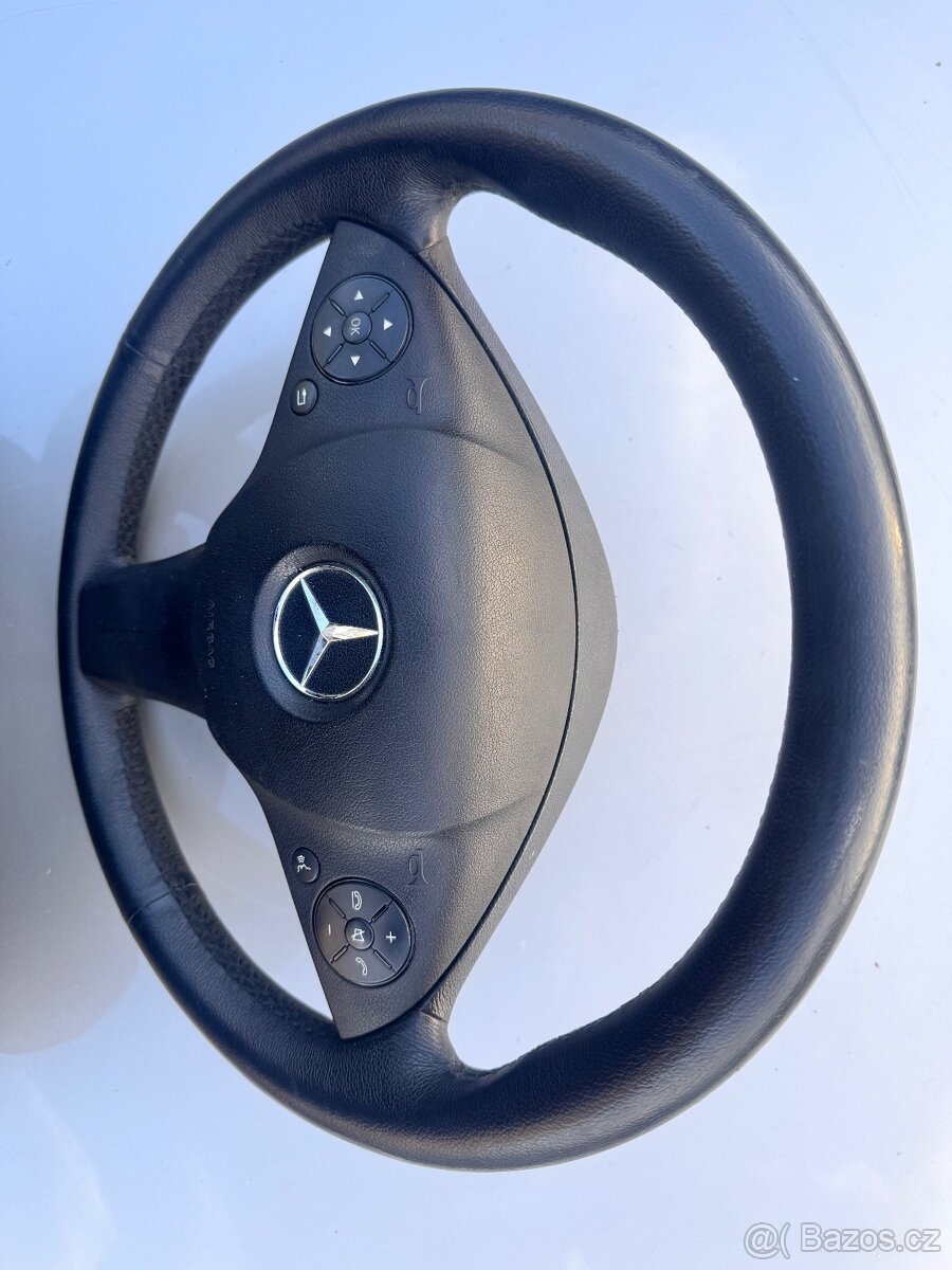 Mercedes w204 volant - 3