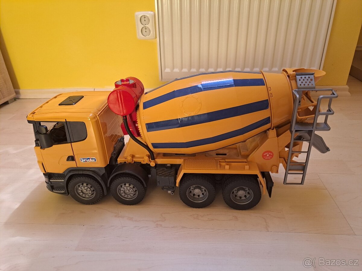 Bruder Scania míchačka betonu - 3