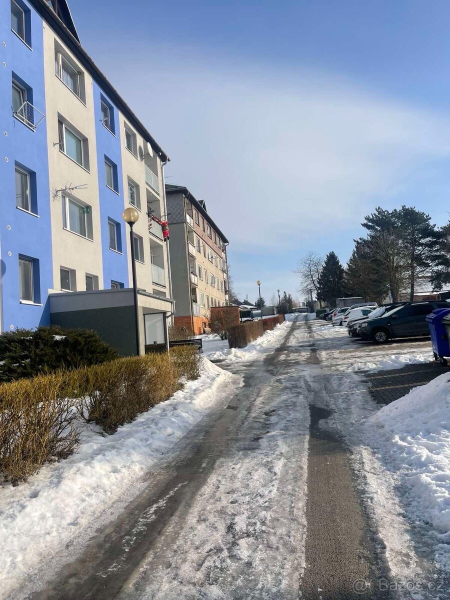 Prodej bytu 3+1, 68 m², Maletín - 3