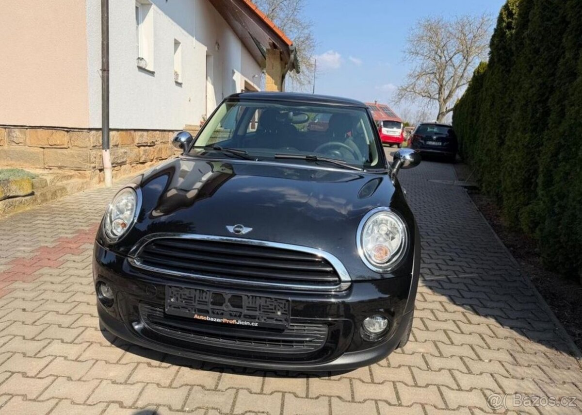 Mini One 1,6i 1 Majitel pravidl.servis benzín - 3