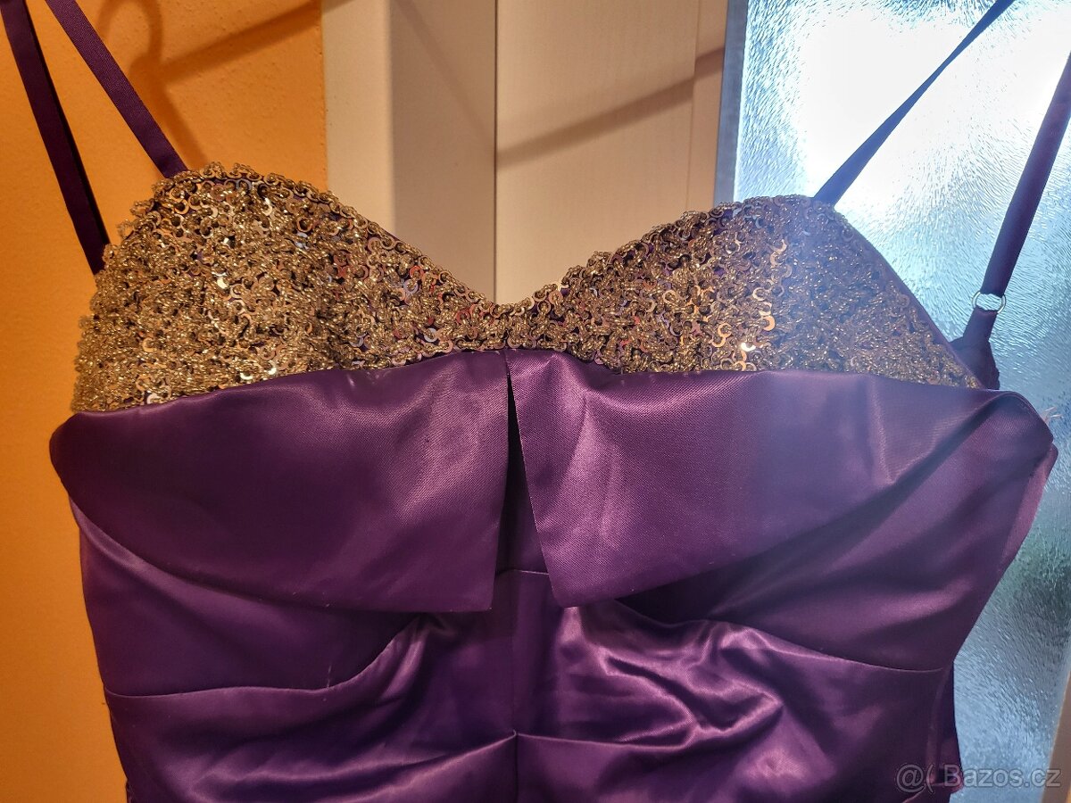 Fialové plesové šaty - 3