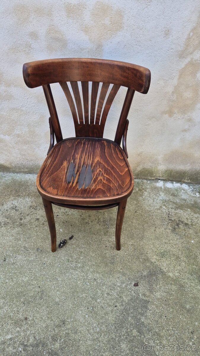 Starší židle Ton (č.72 a č32) - 3