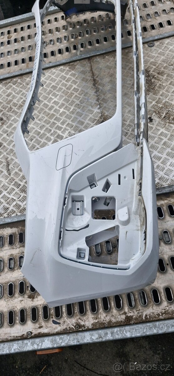 Predni naraznik audi a1 sline 82A807437F - 3