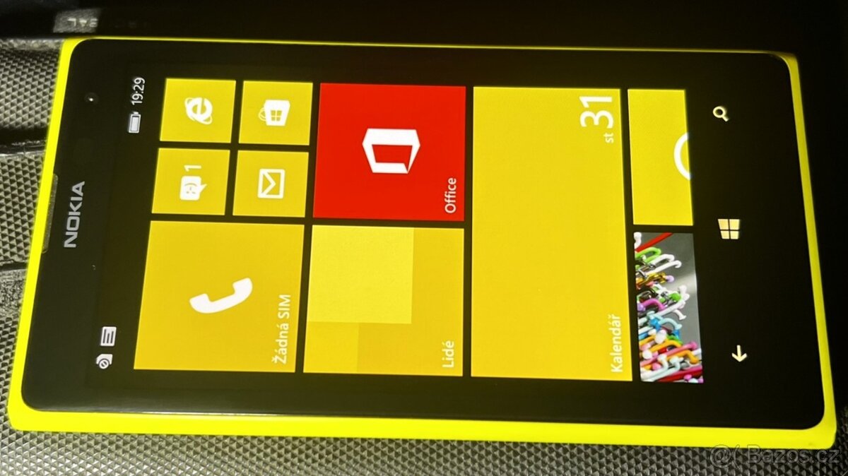 📱 Nokia Lumia 1020 – žlutá - 3