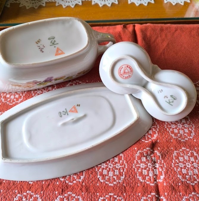 Stará porcelánová jídelní sada zn.Epiag Stern - 3