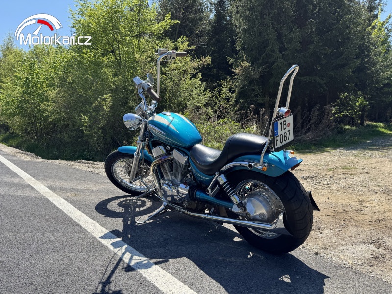 Suzuki VS 1400 Intruder - 3