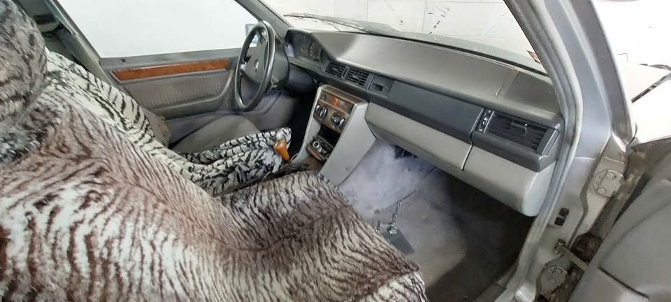 Mercedes w124 pouze ND - 3