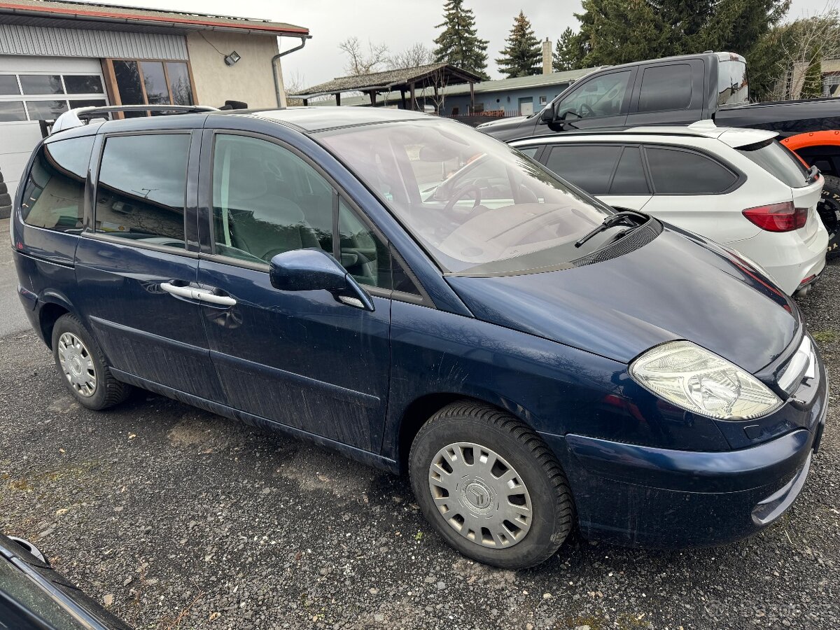 Citroen C8 2.2i - na opravu. - 3